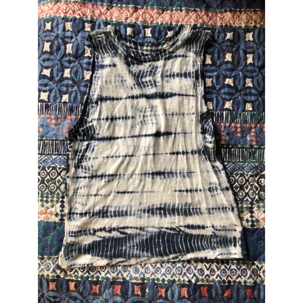 Women’s tank top
